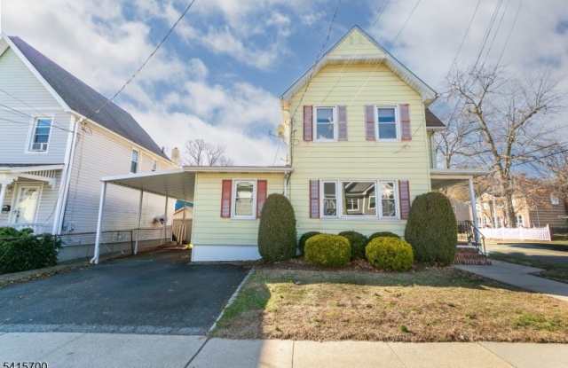 27 Ashwood Ave photos photos