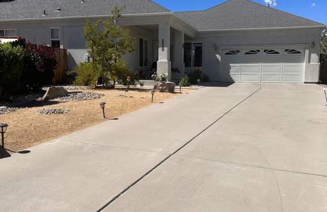 Beautiful Golf Course Home Located on a Cul de Sac - 2480 Taylor Way, Carson City, NV 89703