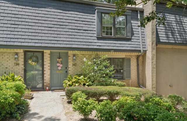 140 Amherst Place NW photos photos