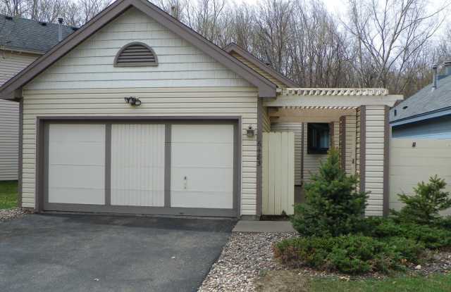 6483 13th St N - 6483 13th Street North, Oakdale, MN 55128