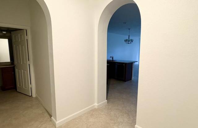10199 WELLINGTON PARC Drive Gallery 4