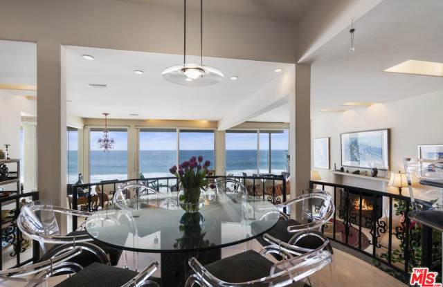 25404 MALIBU Road Gallery 3