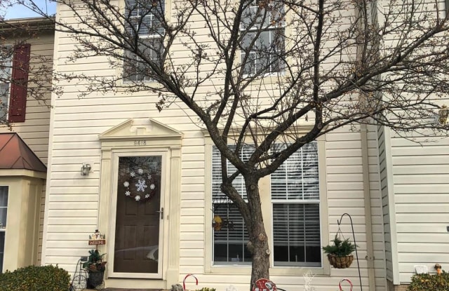 9418 TEABERRY COURT - 9418 Teaberry Ct, Manassas, VA 20110