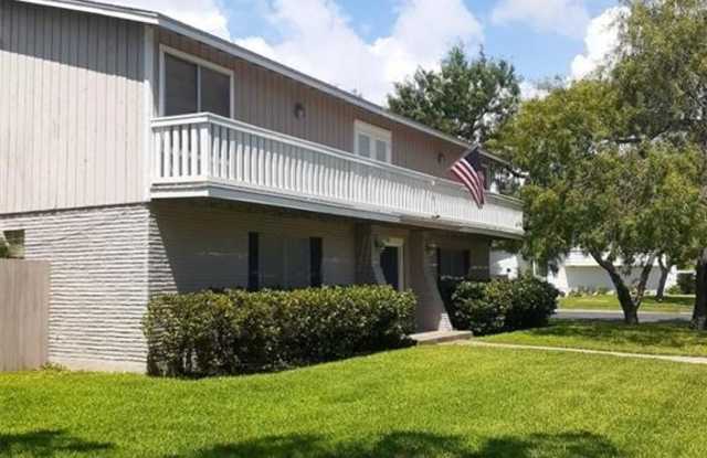 6901 Aswan Dr Gallery 2