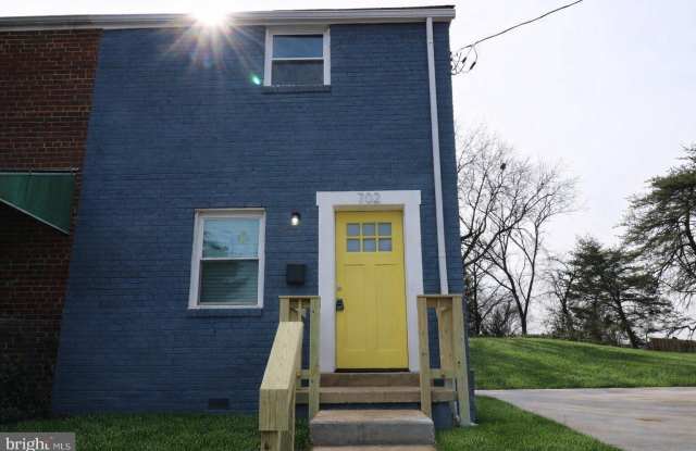 702 71ST Avenue photos photos