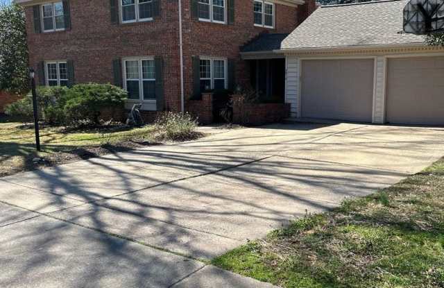 3816 RIDGELEA DR - 3816 Ridgelea Drive, Mantua, VA 22031