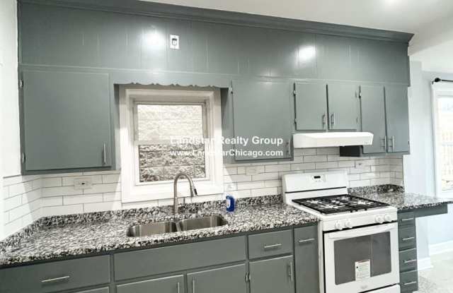 4127 Mozart photos photos