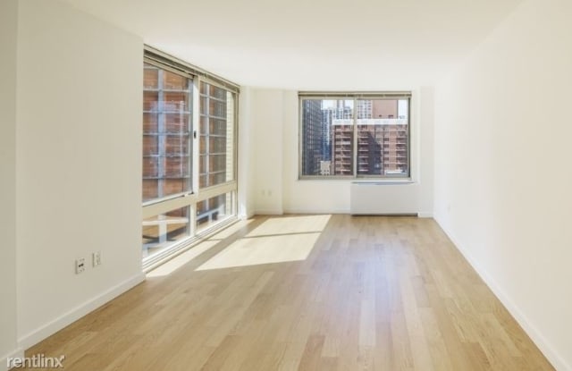 260-260 West 54th - 260 W 54th St, New York City, NY 10019