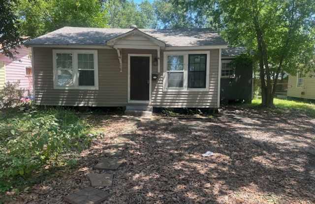 2B/1B Home Available in Lake Charles photos photos