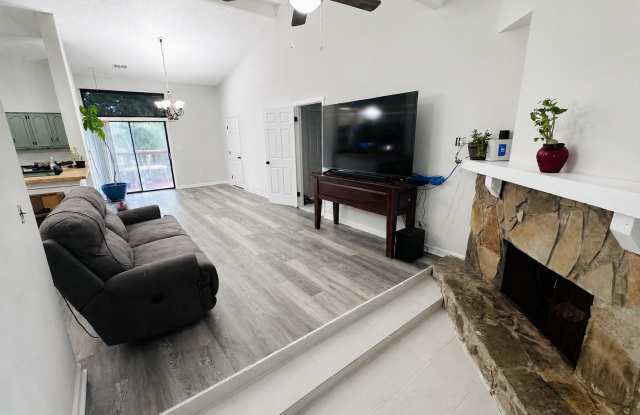 2418 Samia Drive Northwest Gallery 2