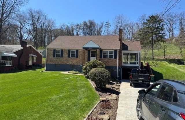 2251 Montgomery Rd photos photos