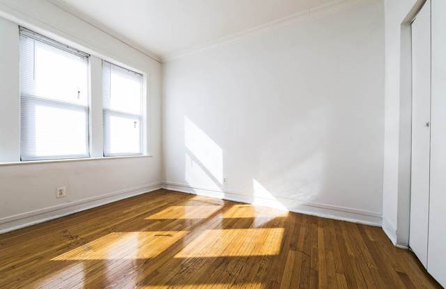 1616-22 W 80th Gallery 4