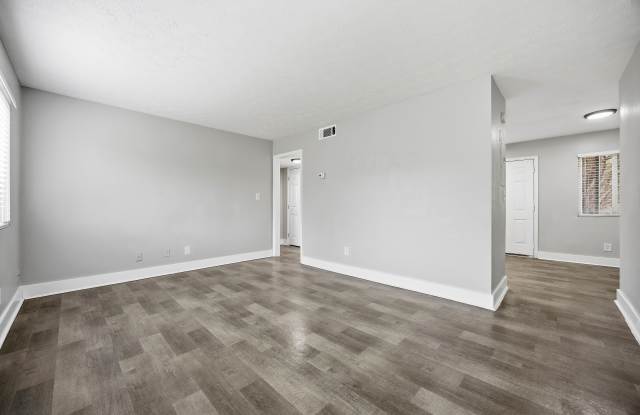 Ridgewood Apartments Gallery 4