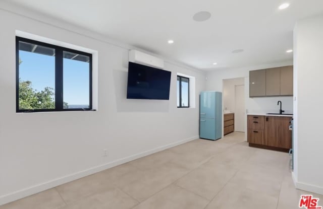 8718 St Ives Dr Gallery 2