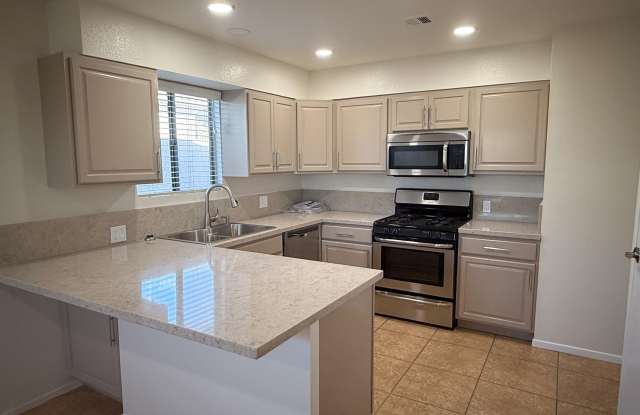 79251 Avenue 42 unit: 3 photos photos