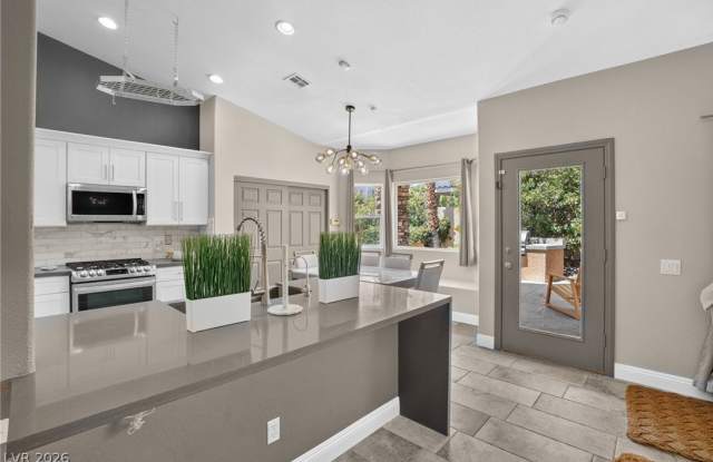 11212 Dell Cliffs Court Gallery 2