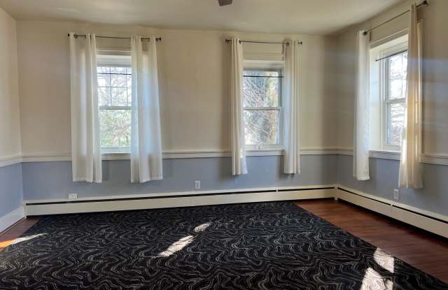 14007 MISTY GLEN Lane Gallery 4