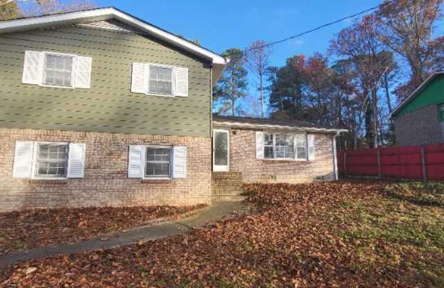 2571 bailey dr Gallery 2