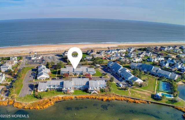 100 Seaview Avenue photos photos