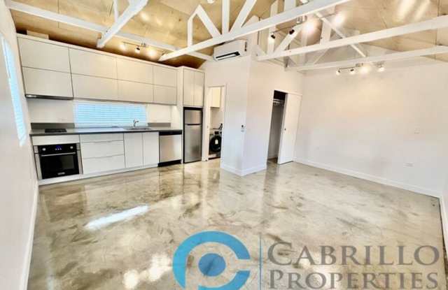 2502 54th Street Gallery 4