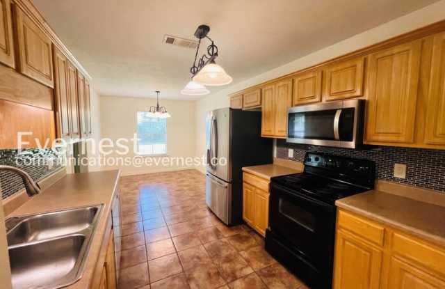 223 Crosscreek Drive Gallery 4