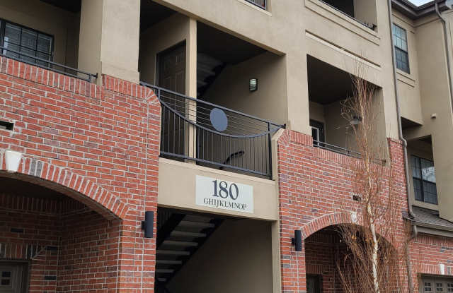 180 Poplar StreetUnit L photos photos