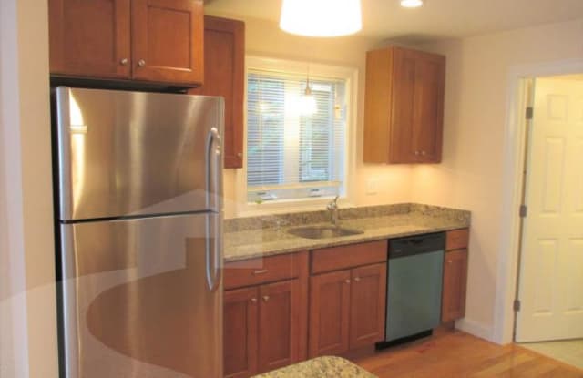 16 Nashua St - 16 Nashua Street, Somerville, MA 02145