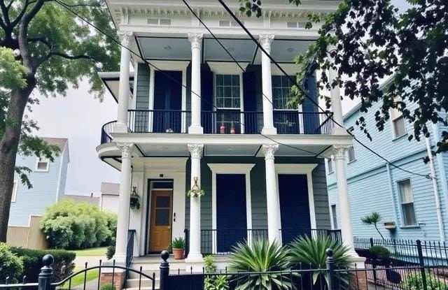 1608 Governor Nicholls Street Gallery 2