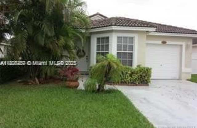 16489 NW 23rd St photos photos