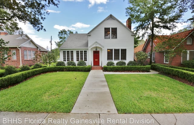 417 SW 10th St - 417 Southwest 10th Street, Gainesville, FL 32601