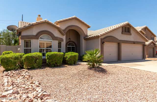 1733 W COMMERCE Avenue - 1733 West Commerce Avenue, Gilbert, AZ 85233