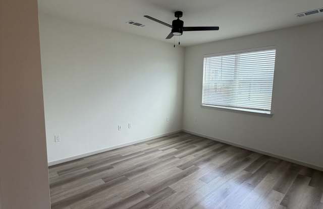 6410 South U.S. 75 Gallery 3