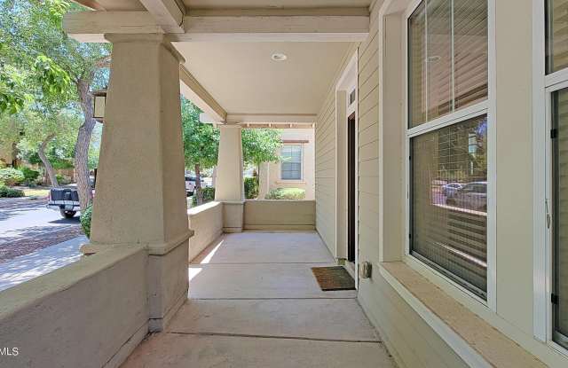 21156 W Elm Way Gallery 4