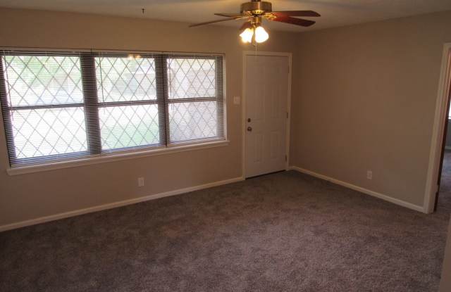 3216 Darling Avenue Gallery 2