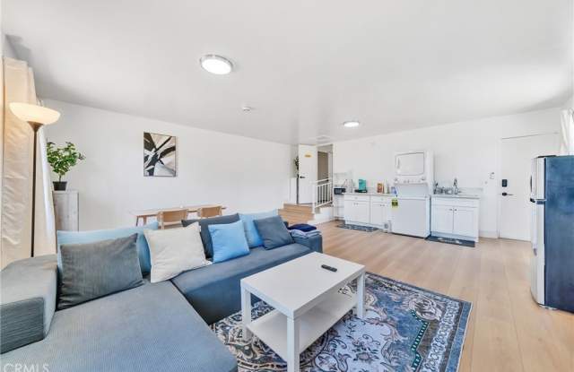 1345 Jellick Avenue Gallery 4