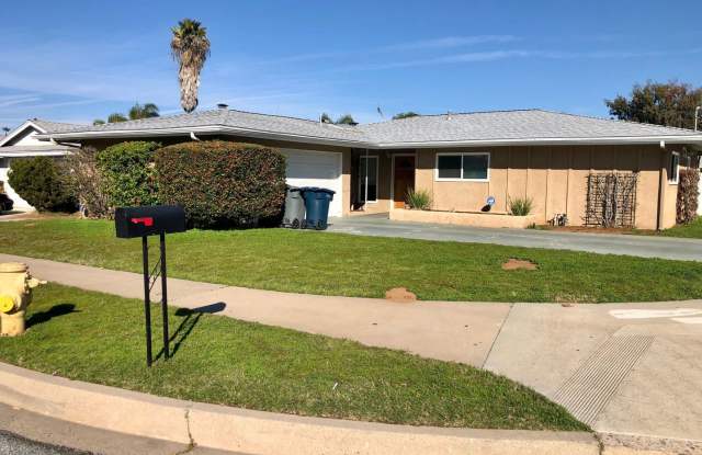 750 Jordon St - 750 Jordan St, Escondido, CA 92027