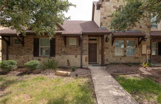 4311 Commando Trail Gallery 2