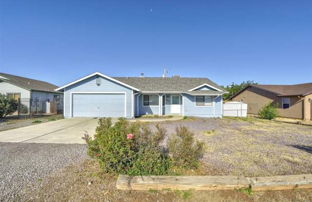 3 bedroom 2 bathroom ranch style home in Prescott Valley Gallery 1