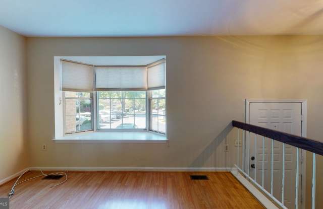 1949 FLOWERING TREE TERRACE Gallery 2