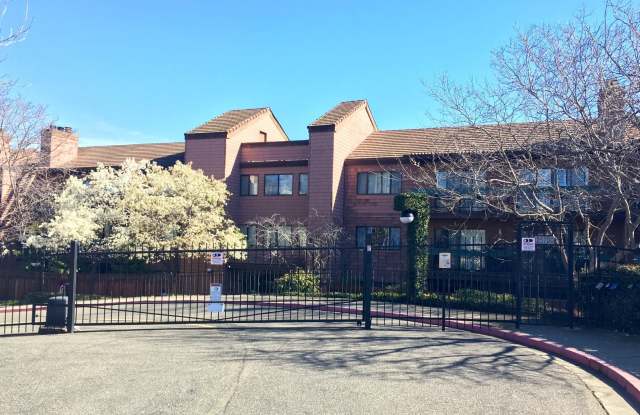 Large 3 bedroom, 2 bathroom condo with amazing views photos photos