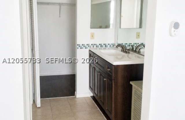 9901 Westview Dr Gallery 3