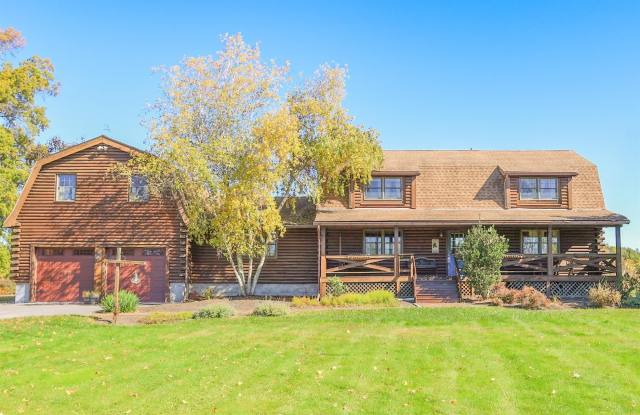 618 Clapp Hill Road - 618 Clapp Hill Road, Dutchess County, NY 12540