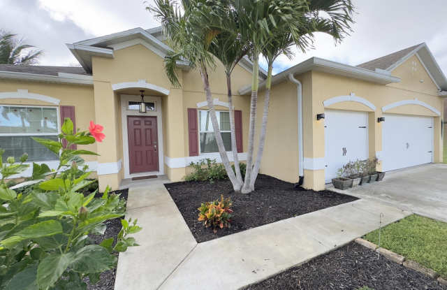 520 SW Dailey Avenue - 520 Southwest Dailey Avenue, Port St. Lucie, FL 34953