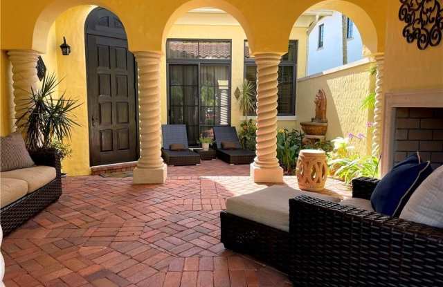 7136 Spyglass Ave Gallery 4