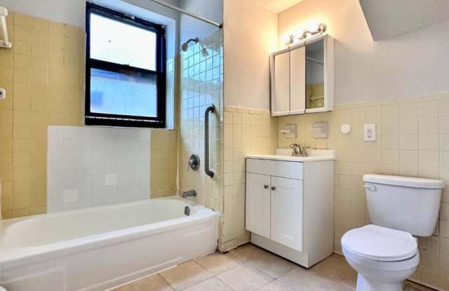 136 Saint Pauls Pl photos photos