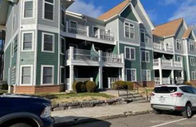 MOVE IN SPECIAL only $2500/month! AVAILABLE 8/13/25 photos photos