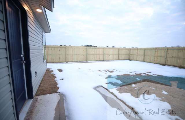 Beautiful Newer Construction 4-Bedroom Home – Fenced Yard, 2-Car Garage & Nettleton Schools! Gallery 4