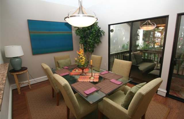 207 WOODLAND DRIVE Gallery 4