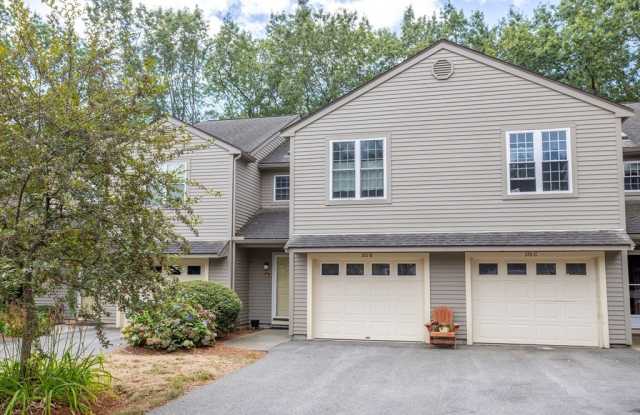 313 Ridgefield Cir photos photos