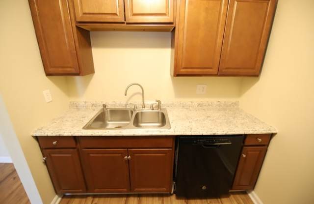 4005 Deer Park Circle Gallery 4